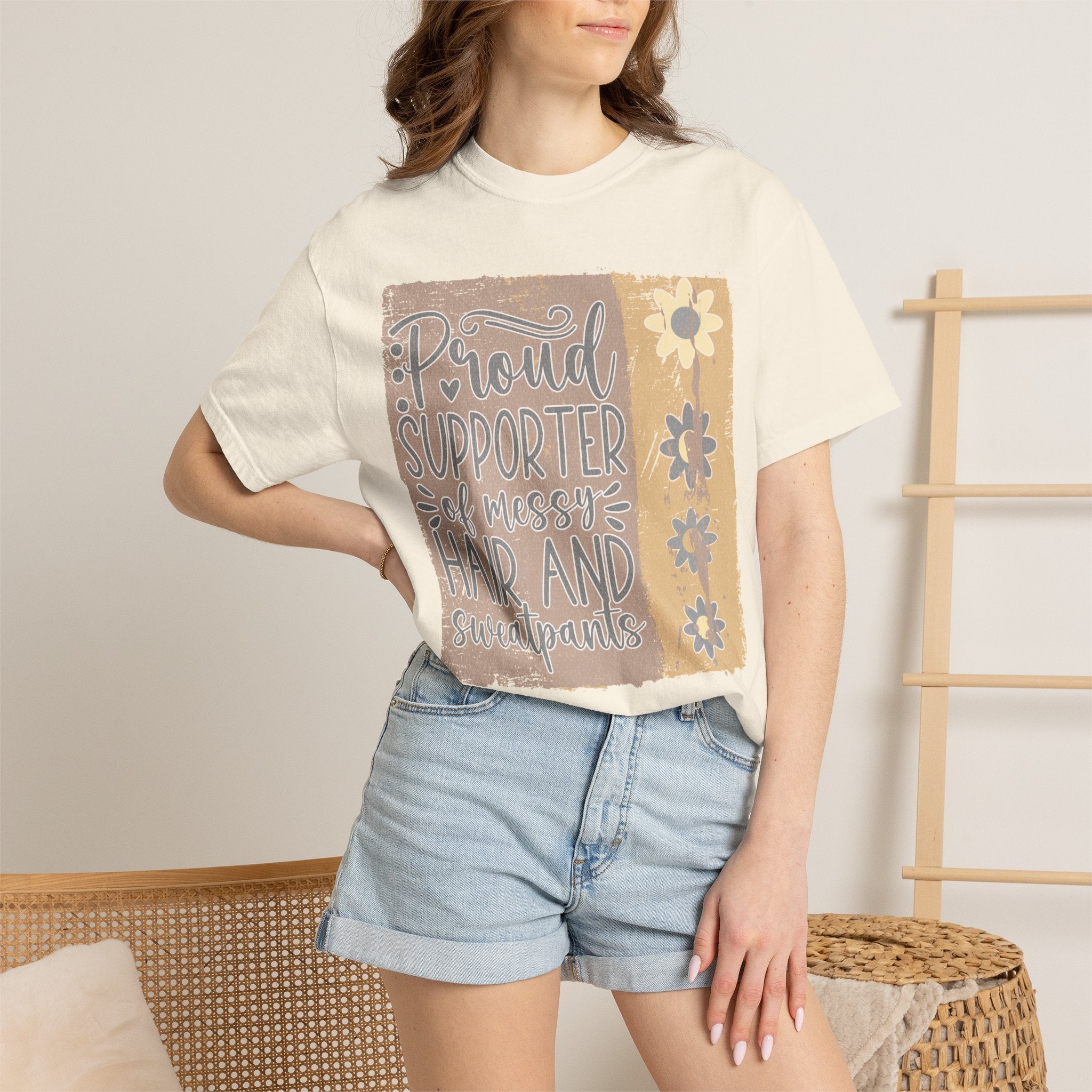 Supporter of Messy Hair and Sweatpants Textured T-Shirt