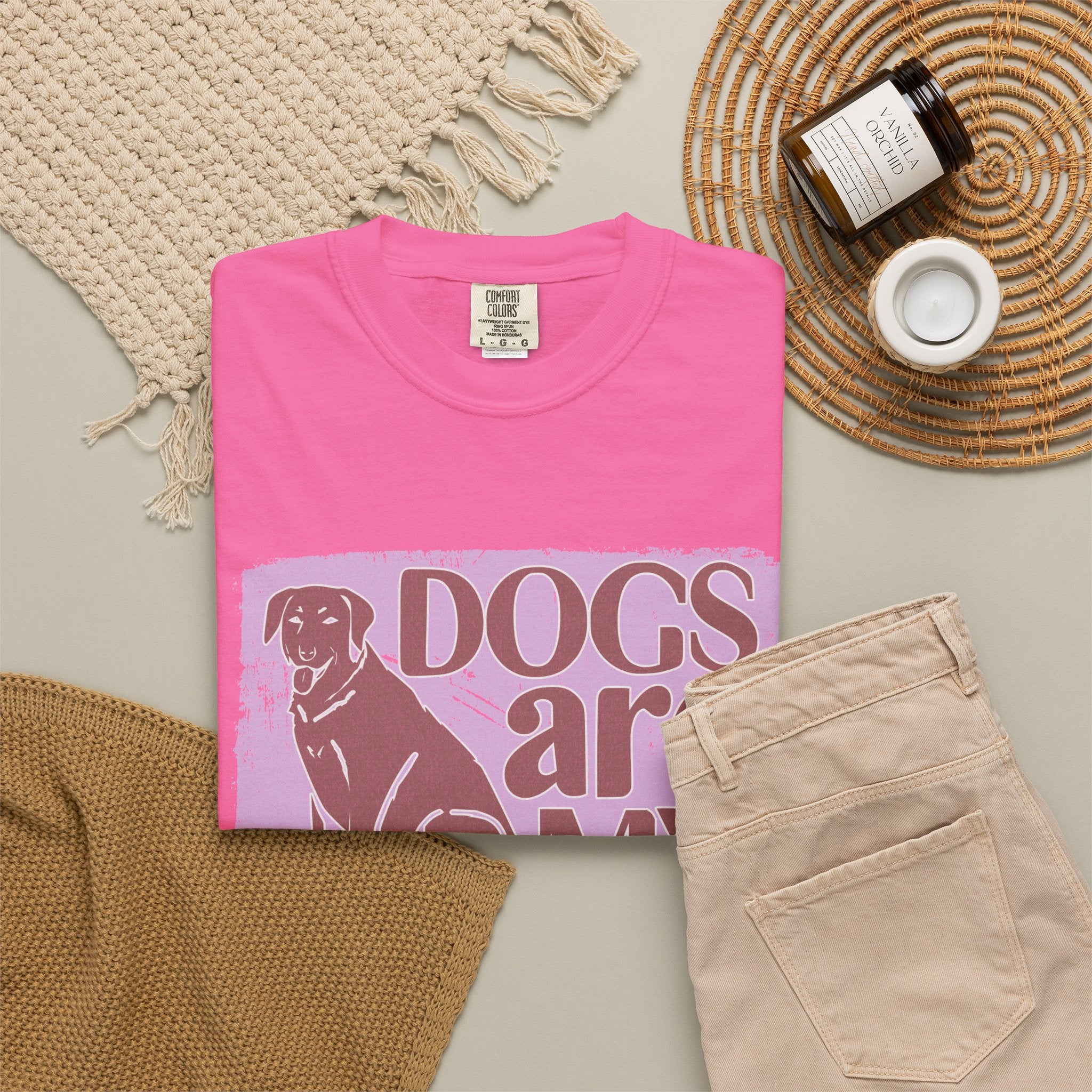 Textured Dogs Are My Favorite People T-Shirt – Retro Paw Print Dog Lover Tee