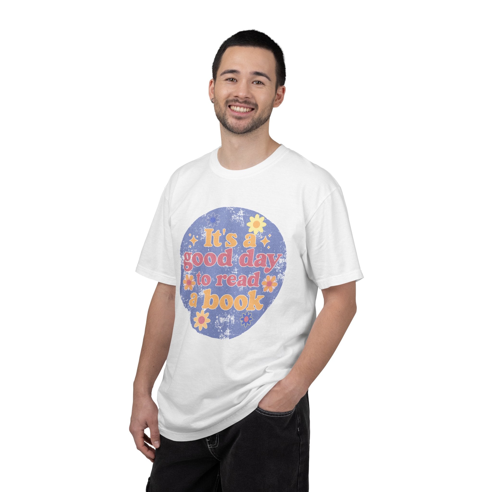 It's a Good Day to Read a Book Textured T-Shirt