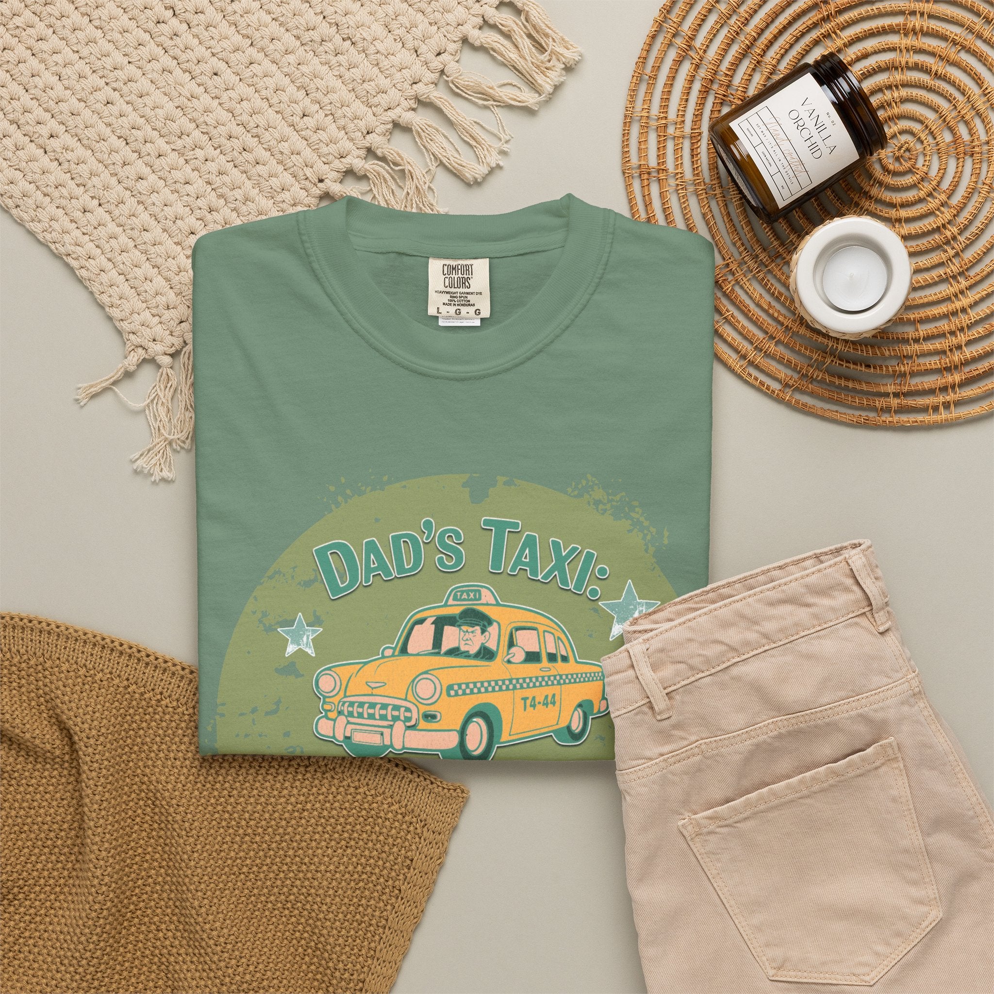 Textured Dad's Taxi Vintage Car T-Shirt