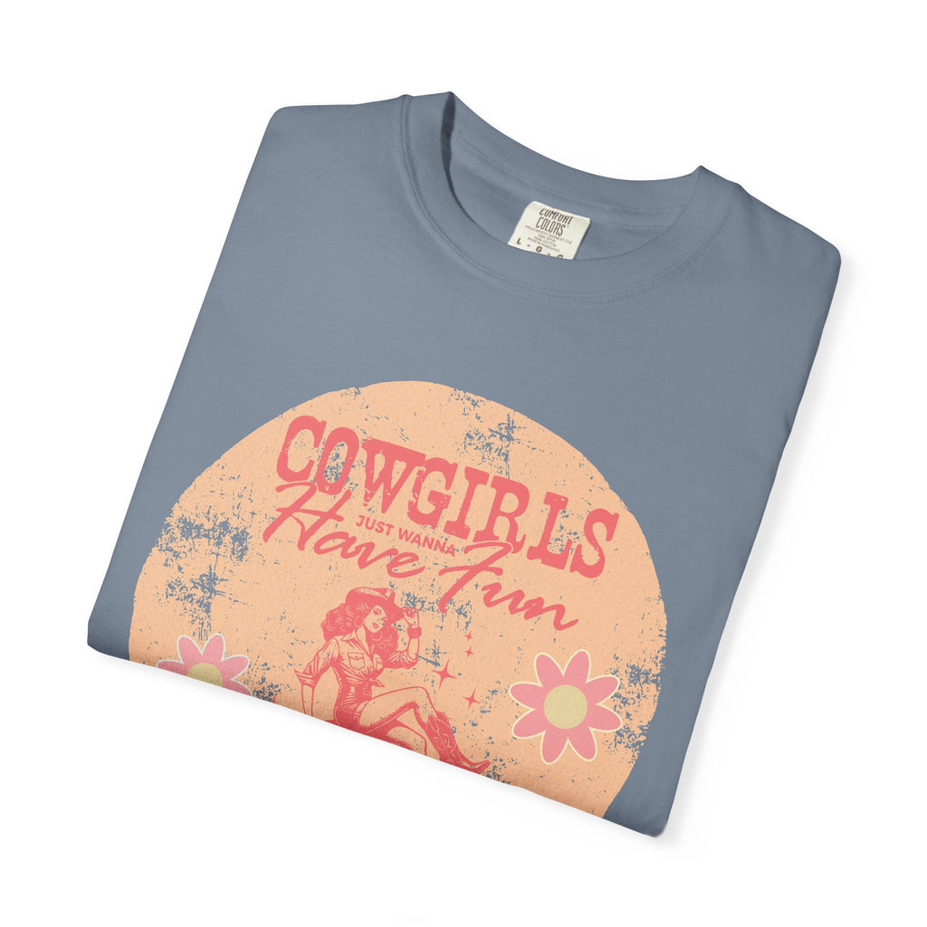 Cowgirls Just Wanna Have Fun Textured Retro Graphic T-Shirt