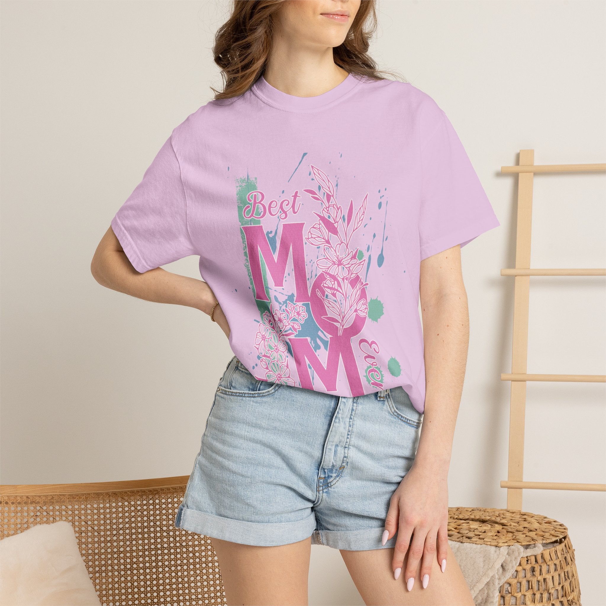 Best Mom Floral T-Shirt — Textured Mother's Day Gift Tee