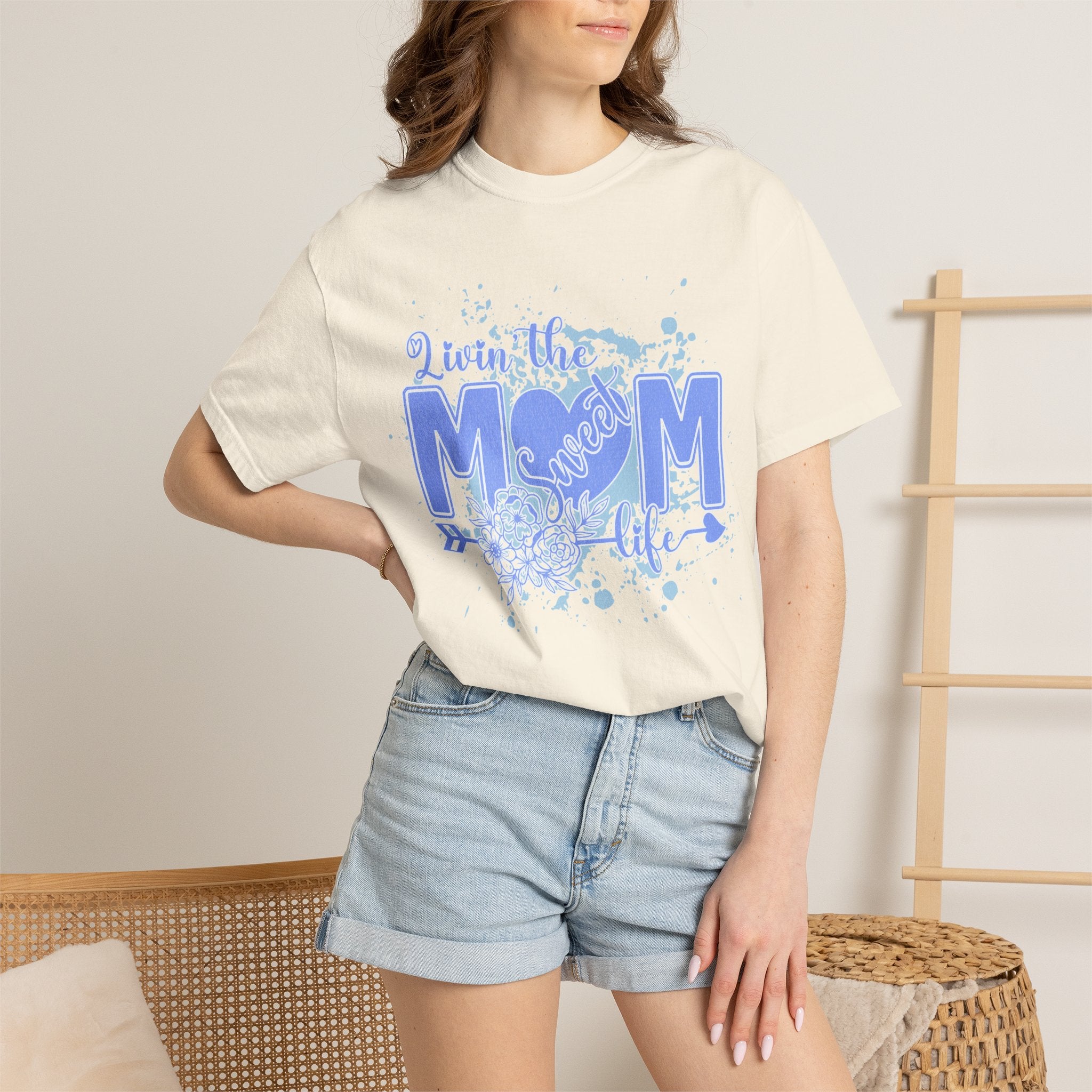 Mom Life T-Shirt - Livin' the Mom Life Graphic Tee