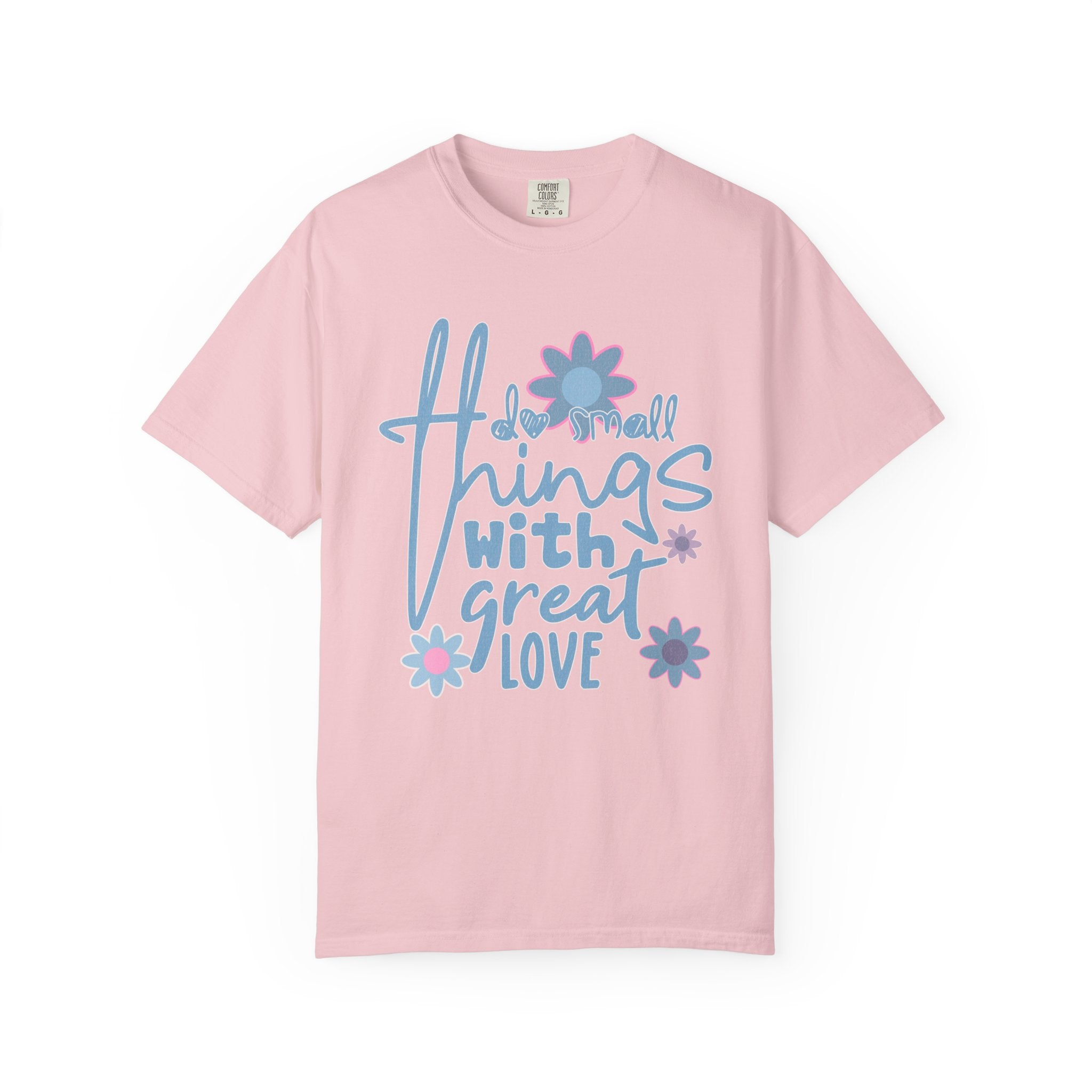 Textured Retro Great Love Graphic Tee