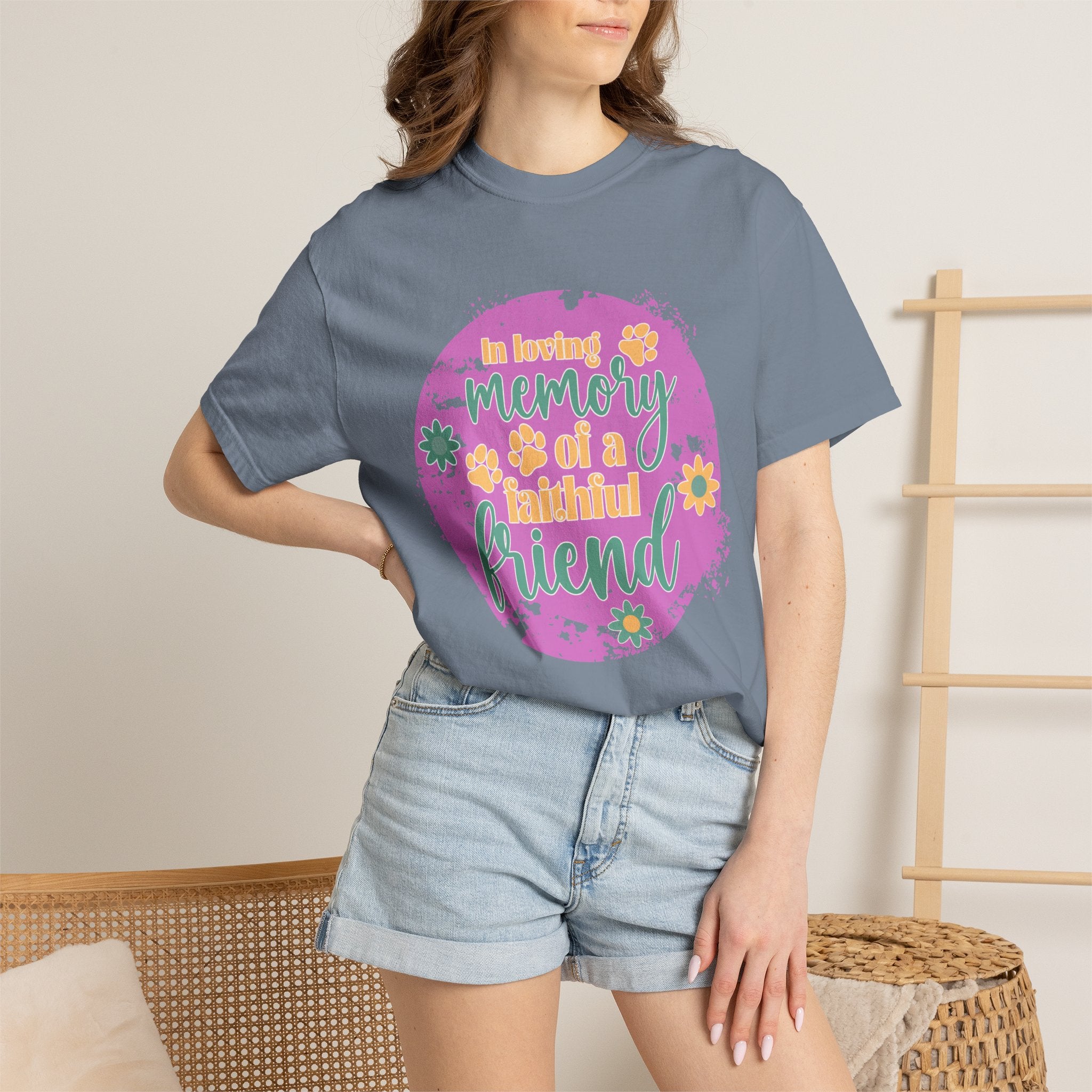 Textured Retro Faithful Friend Memorial Tee