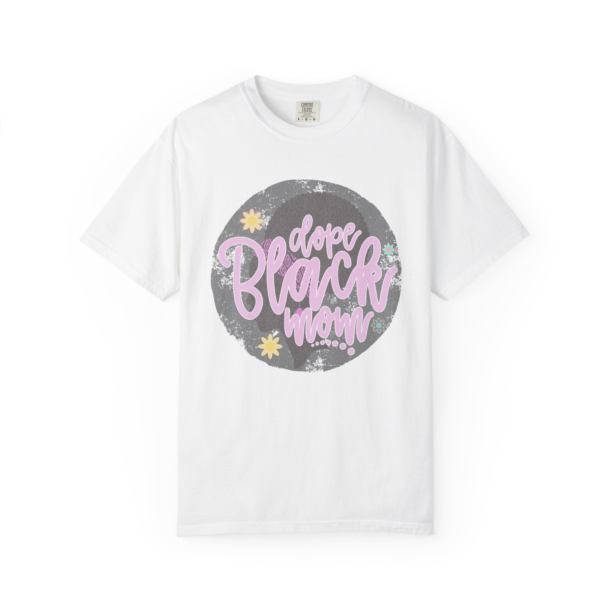 Dope Black Mom Textured  T-Shirt — Retro Script Graphic Tee for Proud Moms