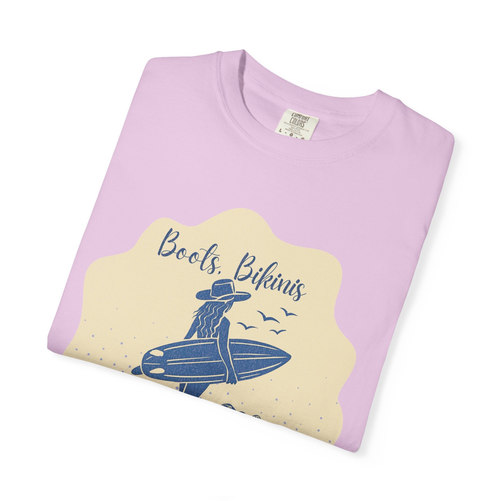 Textured Surf Vibes T-Shirt — 'Beach, Bikinis & Beach Days' Vintage Surf Graphic
