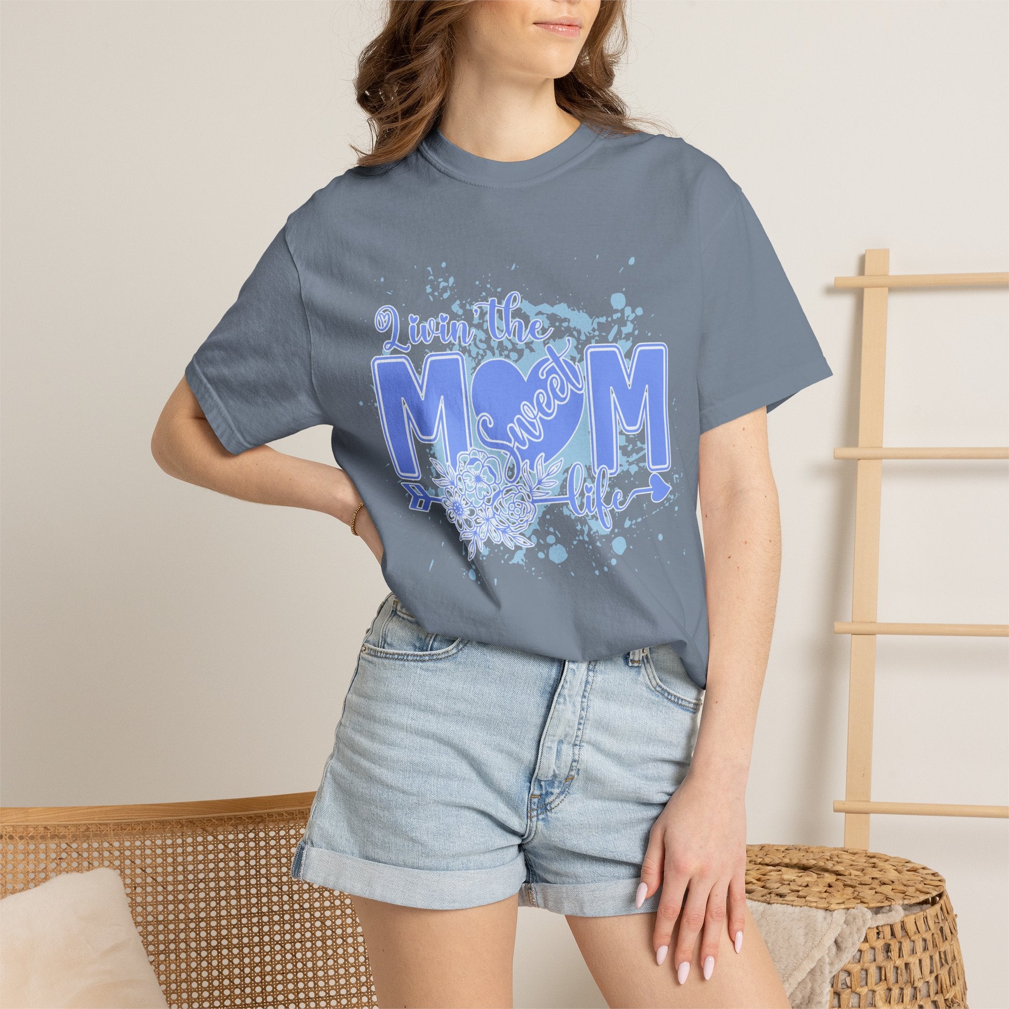 Mom Life T-Shirt - Livin' the Mom Life Graphic Tee
