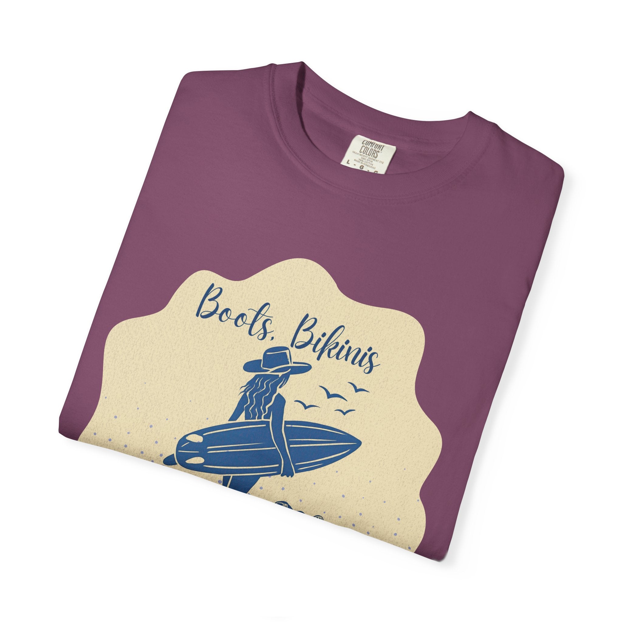 Textured Surf Vibes T-Shirt — 'Beach, Bikinis & Beach Days' Vintage Surf Graphic