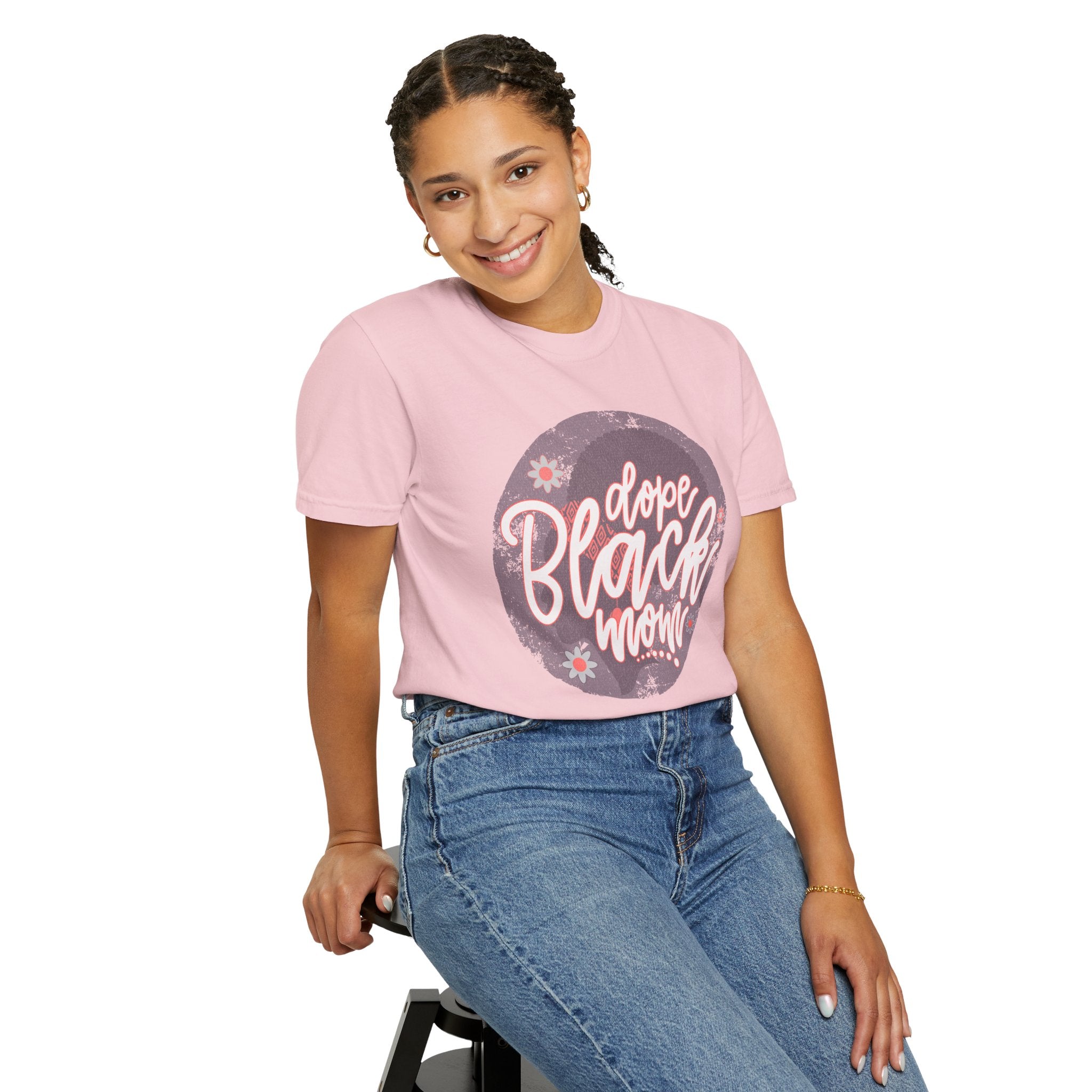 Dope Black Mom Textured T-Shirt — Floral Retro Circle Graphic for Proud Moms