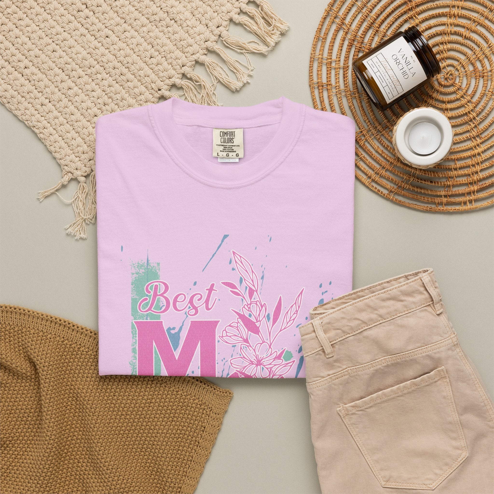 Best Mom Floral T-Shirt — Textured Mother's Day Gift Tee