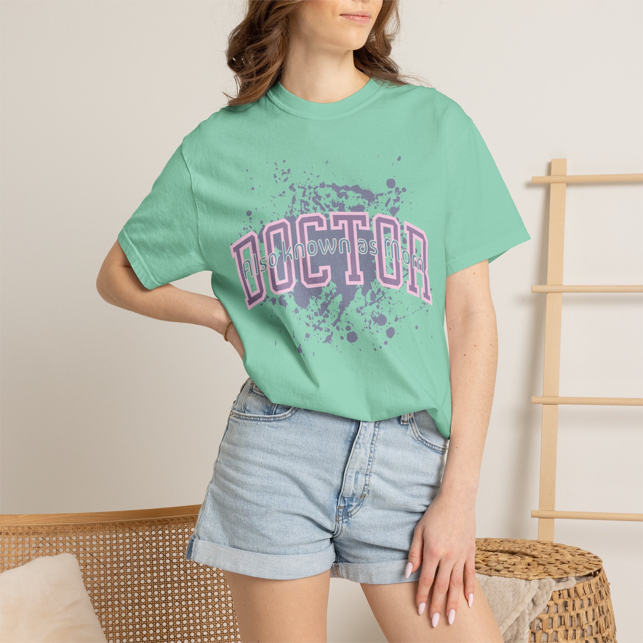 Doctor Also Known As Mom Textured T-Shirt — Retro Pink & Purple Splatter Medical Shirt