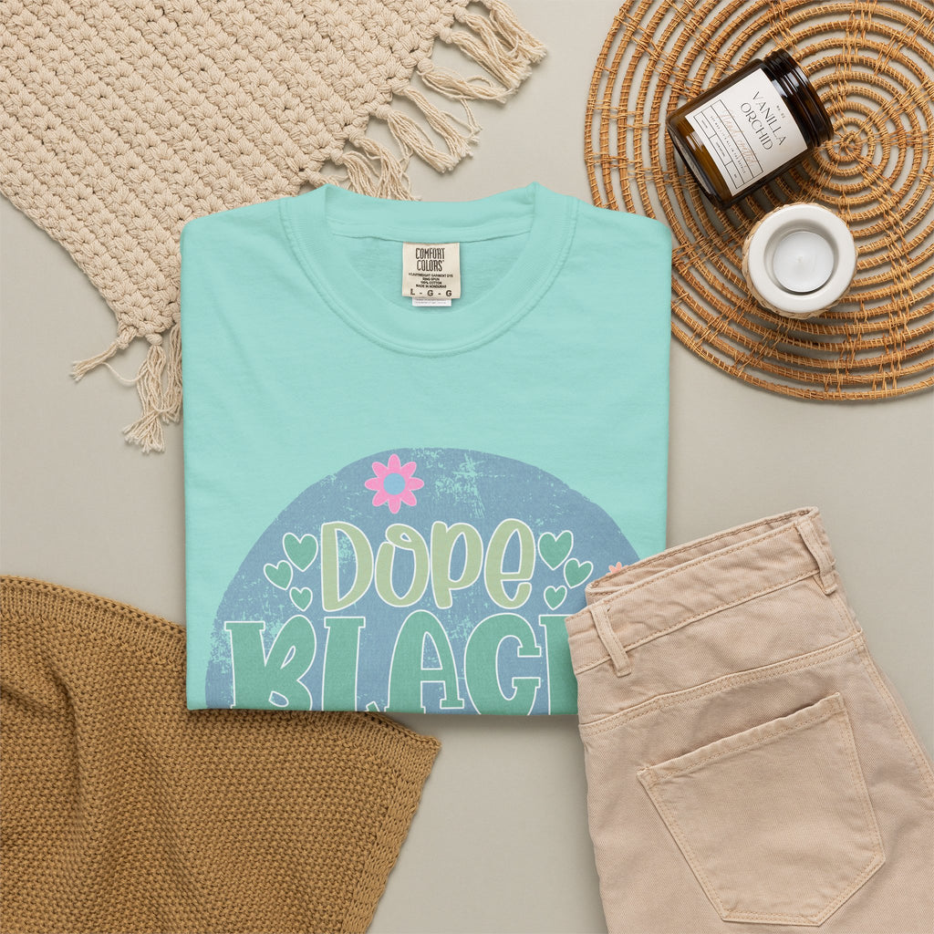 Dope Black Mom Textured T-Shirt — Floral Retro Circle Graphic Tee for Mothers