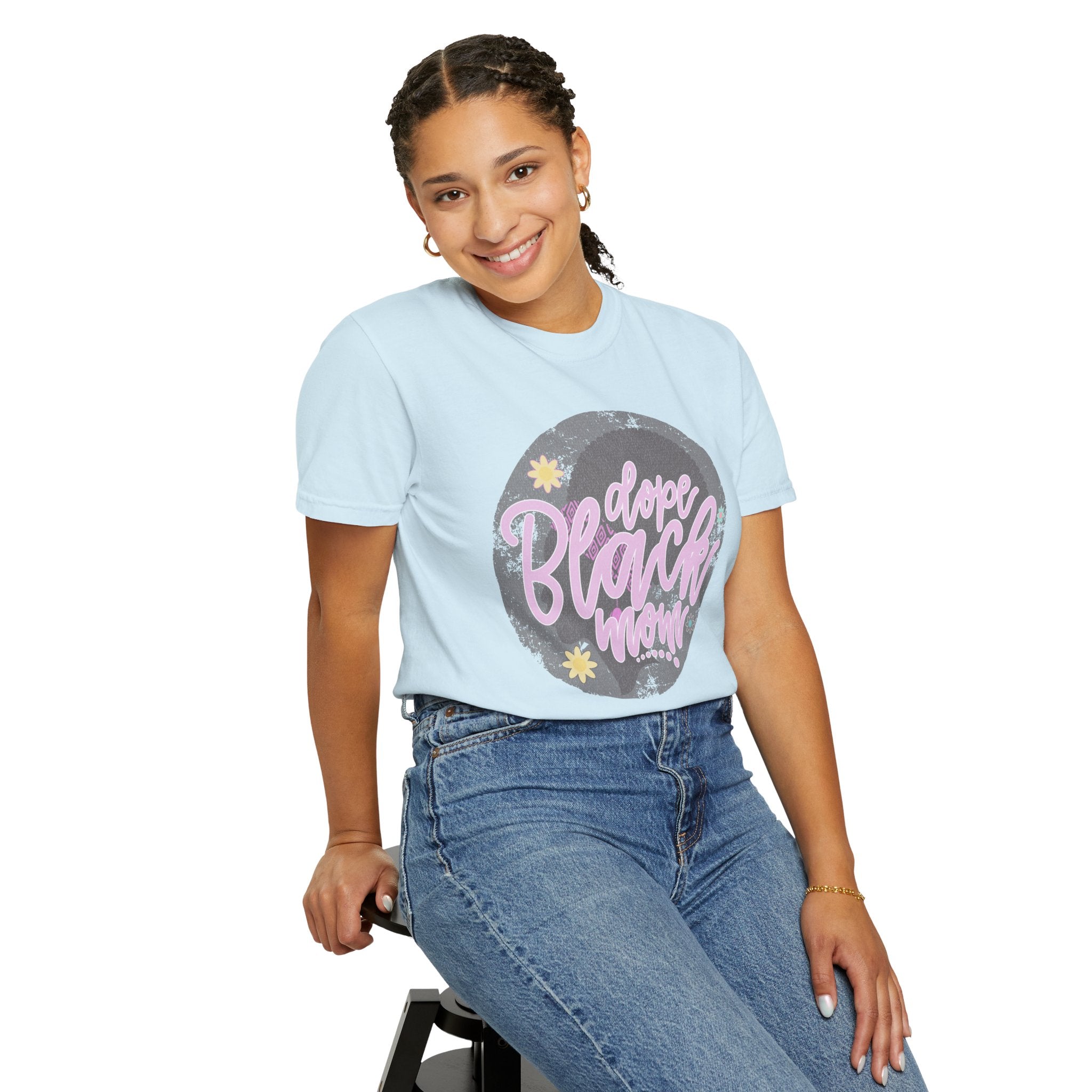 Dope Black Mom Textured  T-Shirt — Retro Script Graphic Tee for Proud Moms