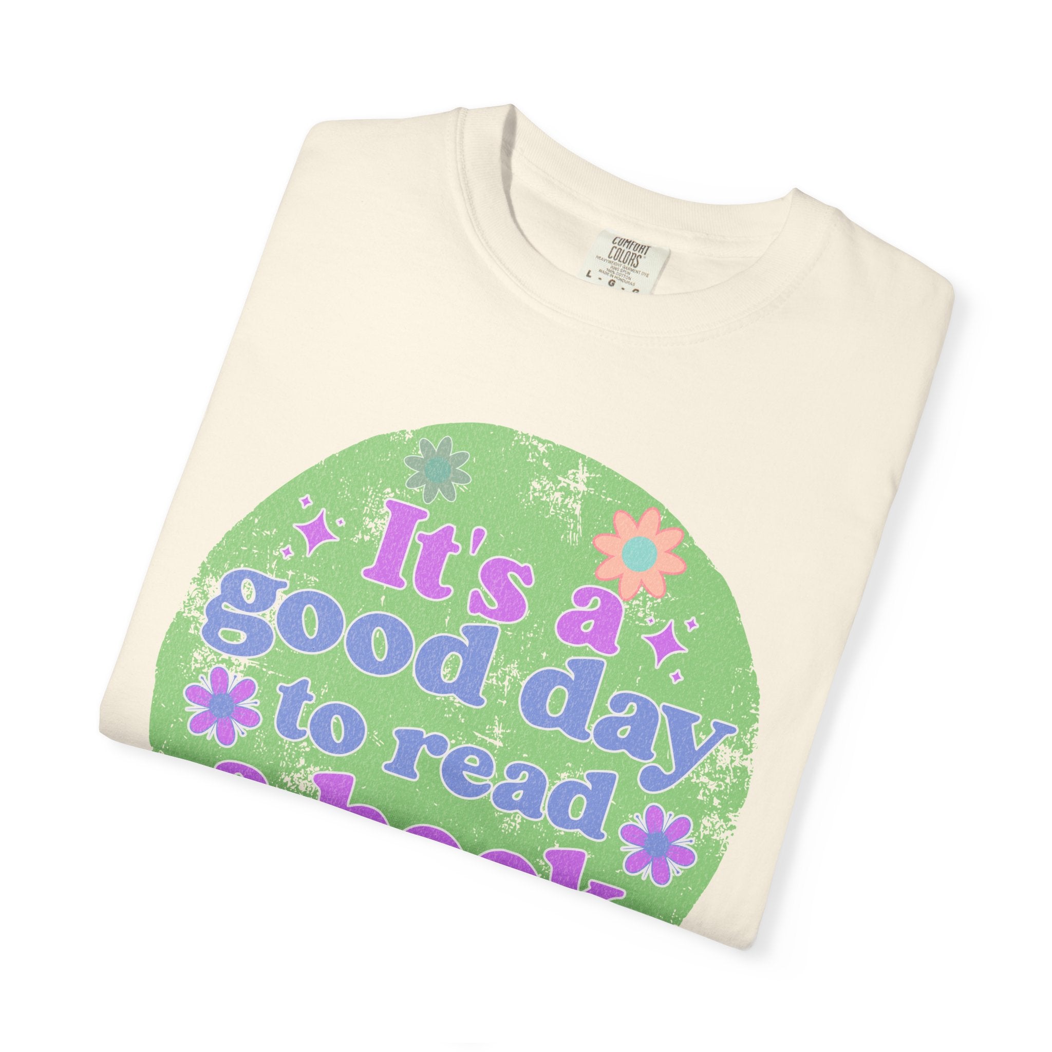 It's a Good Day to Read a Book Textured T-Shirt