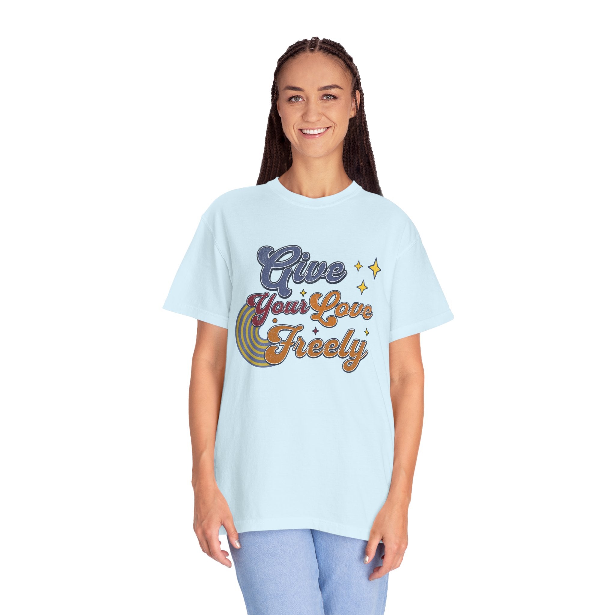Textured Give Your Love Freely Retro Graphic T-Shirt