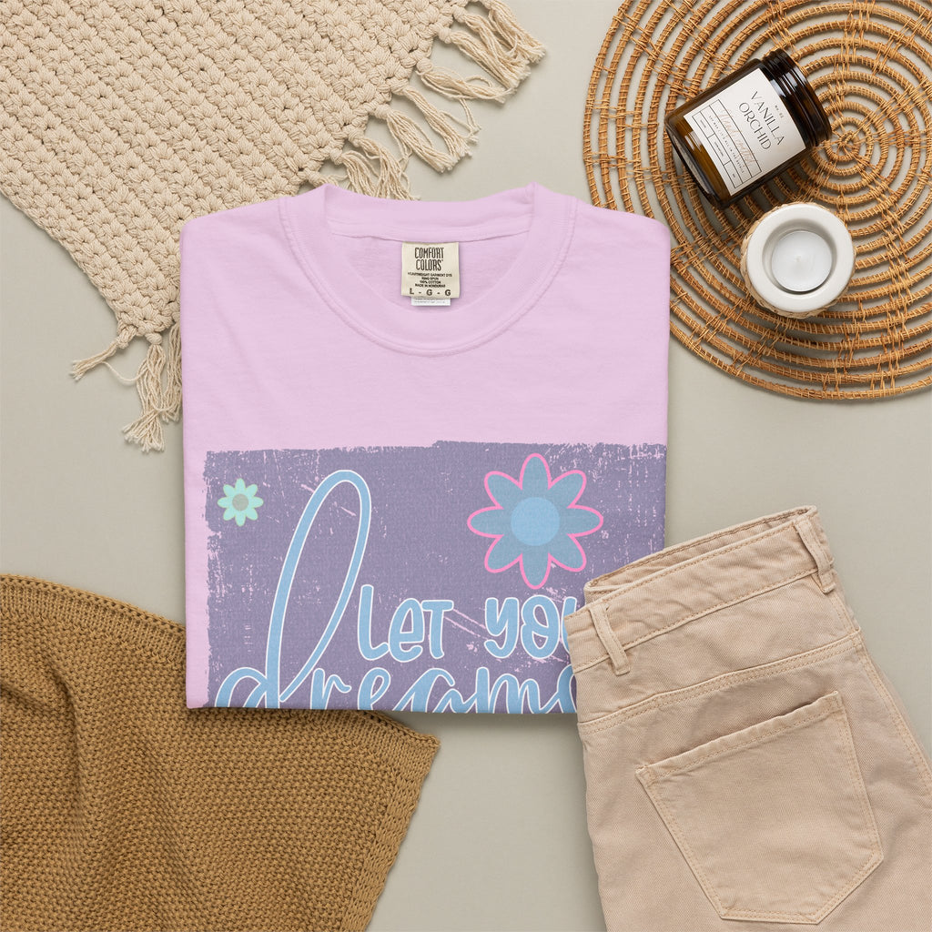 Textured Dream Big Floral T-Shirt — "Live Your Dreams" Inspirational Graphic Tee