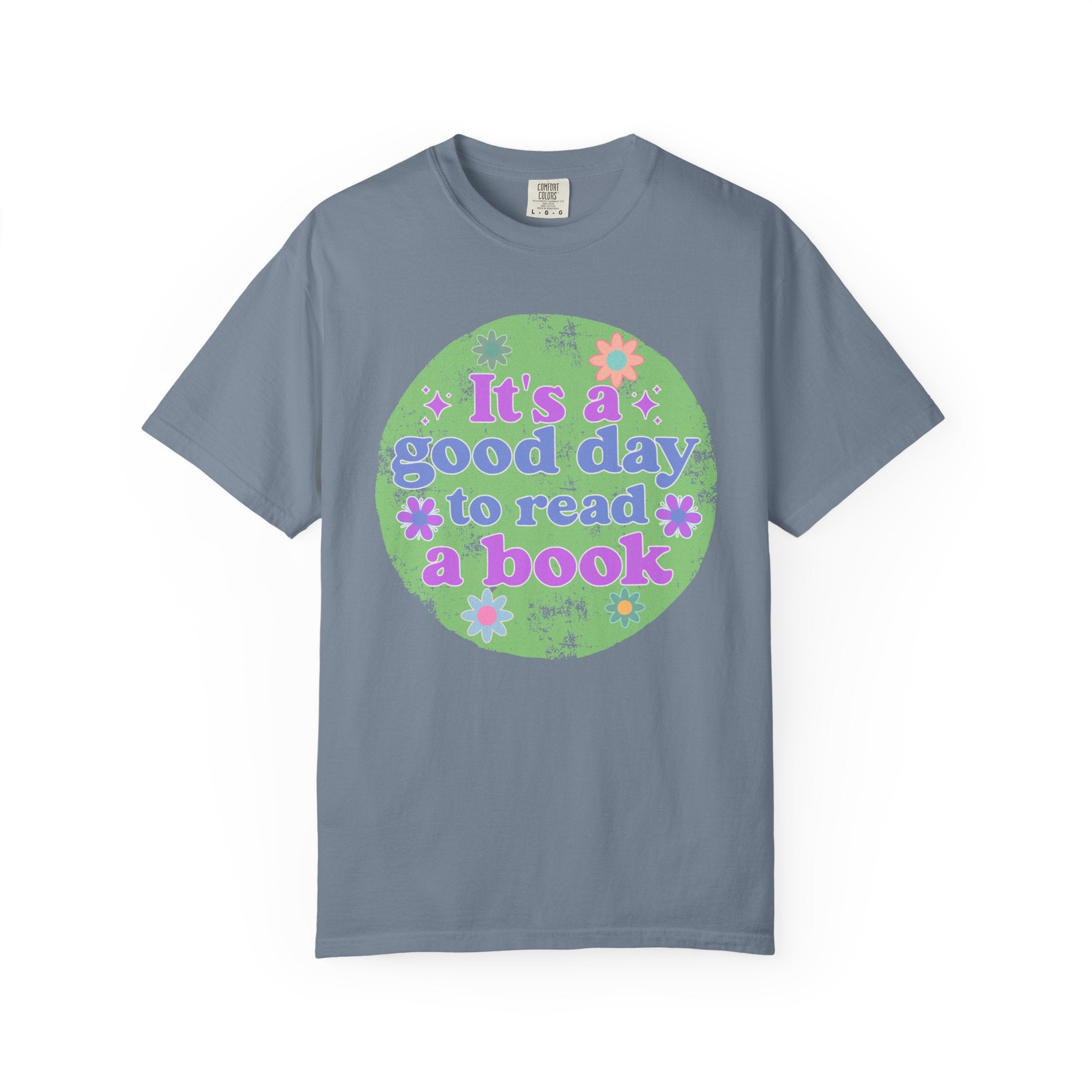 It's a Good Day to Read a Book Textured T-Shirt