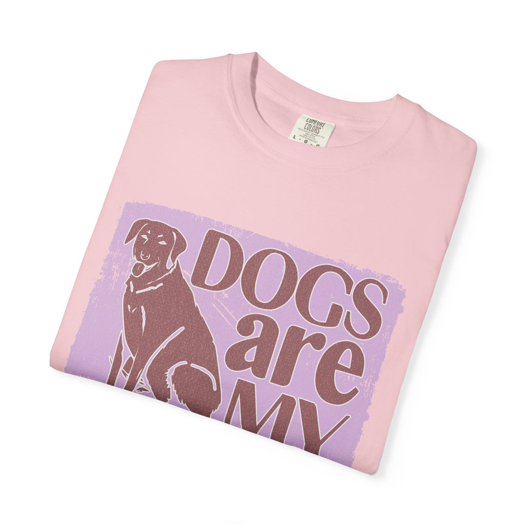 Textured Dogs Are My Favorite People T-Shirt – Retro Paw Print Dog Lover Tee