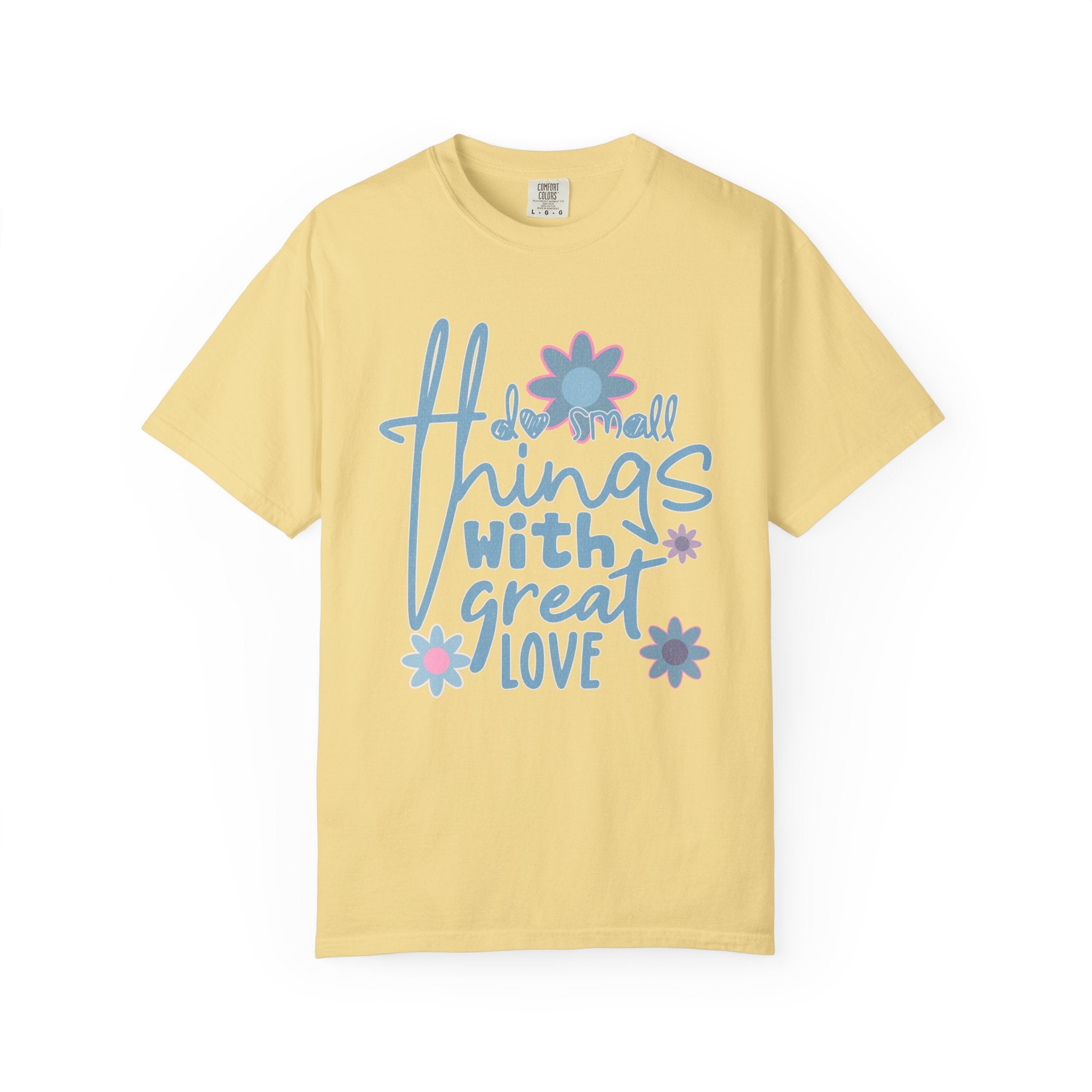 Textured Retro Great Love Graphic Tee