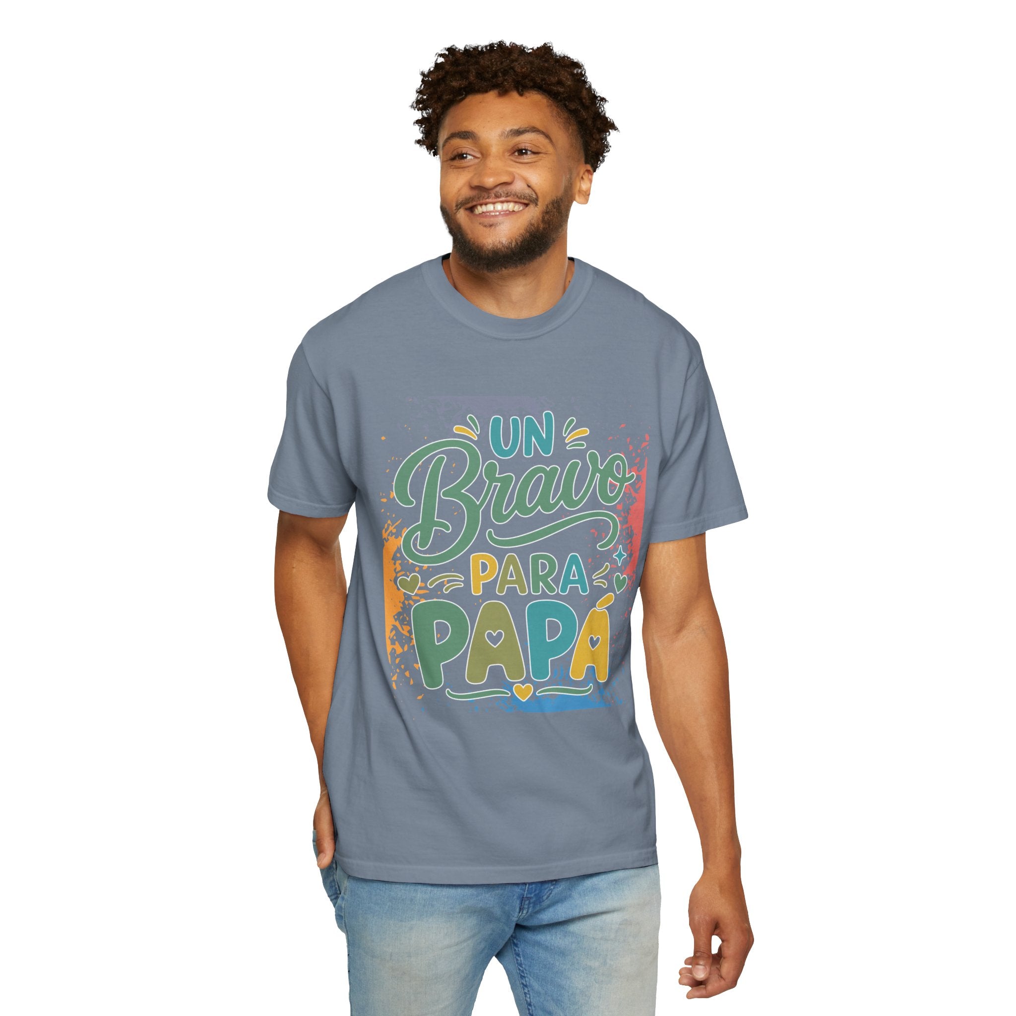 On Bravo Para Papá Textured T-Shirt — Colorful Father’s Day Spanish Dad Tee