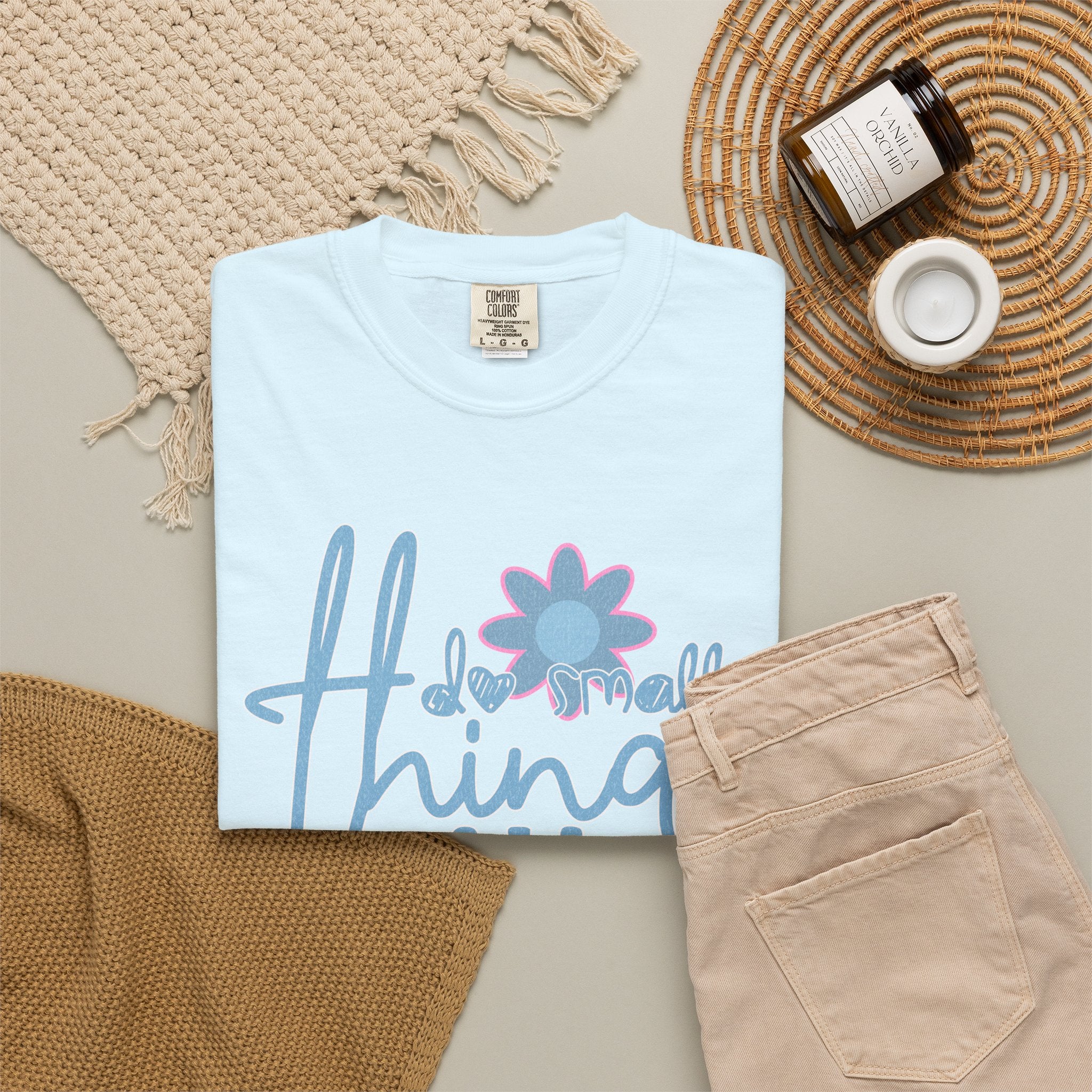 Textured Retro Great Love Graphic Tee