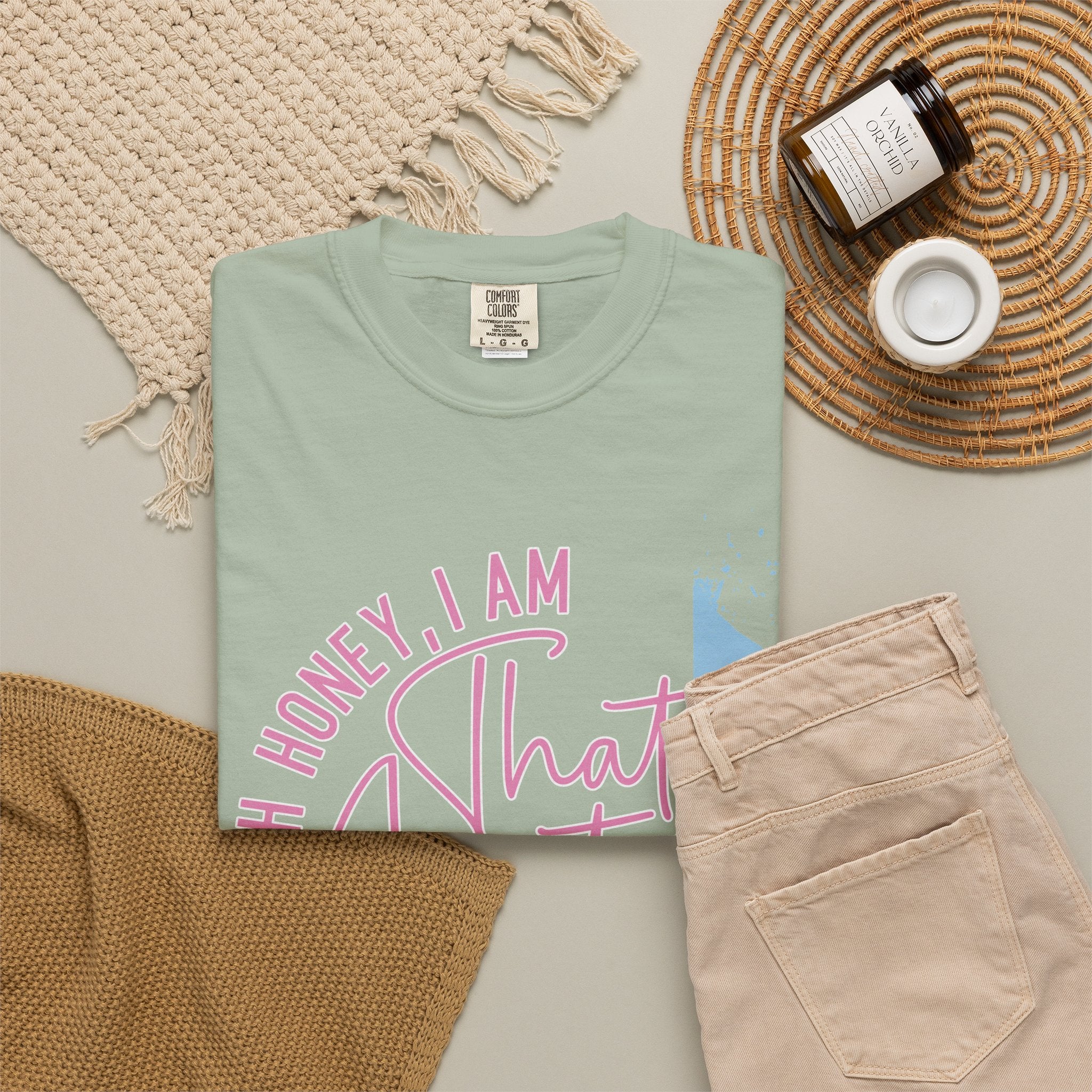 That Auntie Textured T-Shirt - "Oh Honey, I Am That Auntie" Graphic Tee
