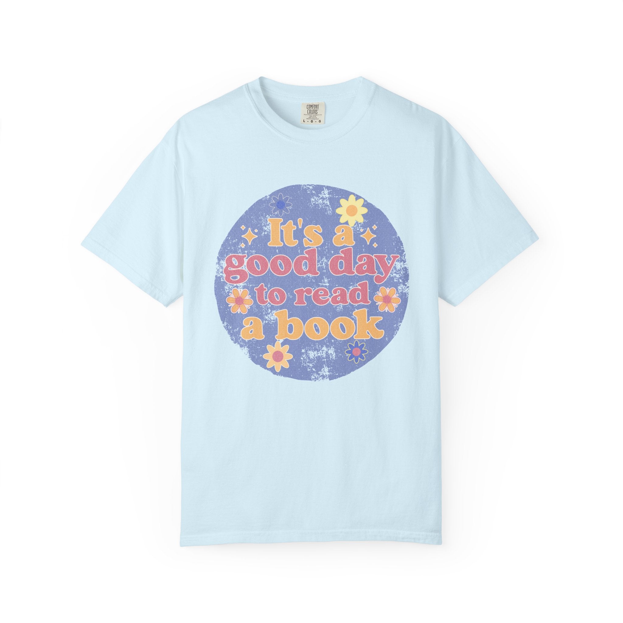 It's a Good Day to Read a Book Textured T-Shirt