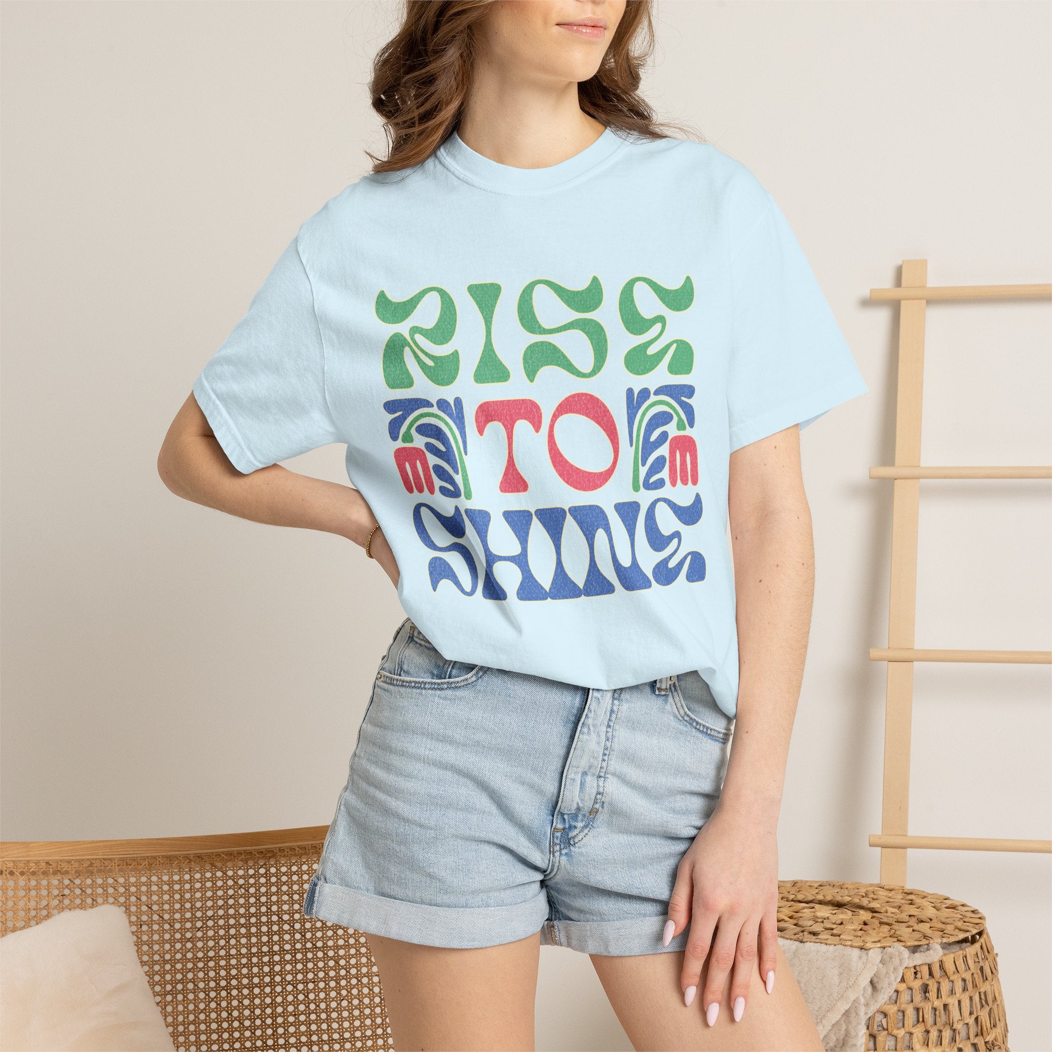 Textured Rise to Shine T-shirt | Retro Psychedelic Lettering